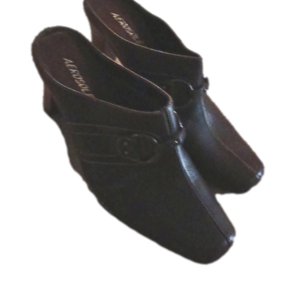 Aerosoles pre loved leather mules
